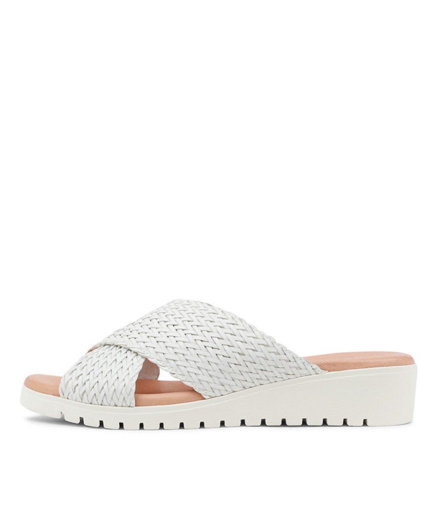 DJANGO & JULIETTE Manal White Weave Slides | Wedges