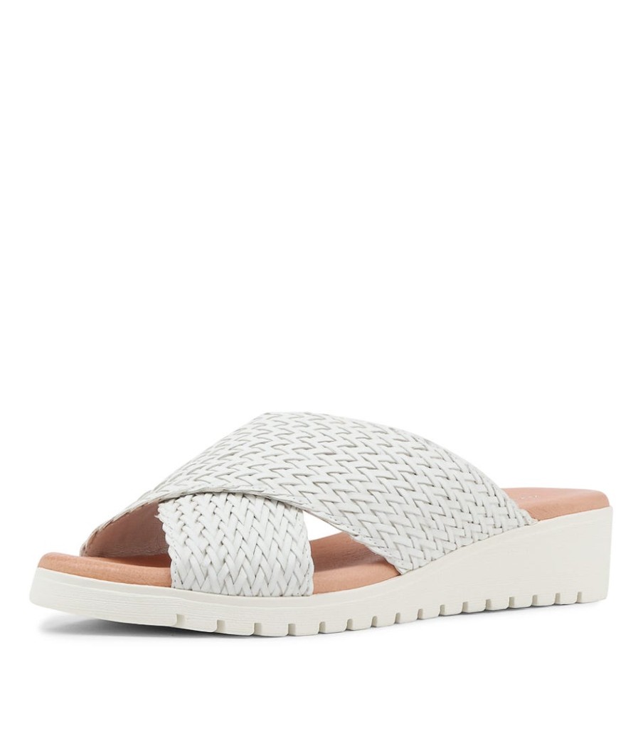 DJANGO & JULIETTE Manal White Weave Slides | Wedges