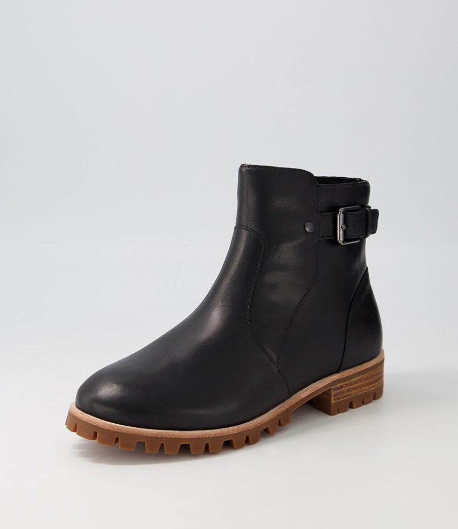 ZIERA Misael W Black Leather Ankle Boots | Boots