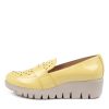 WONDERS Wendie Yellow | Loafers