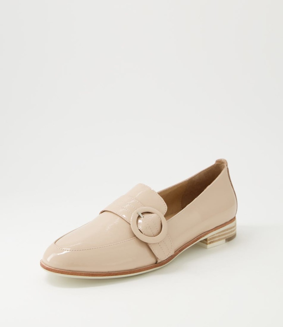 DJANGO & JULIETTE Benza Latte Wrinkle Patent Leather Flat Shoes | Loafers