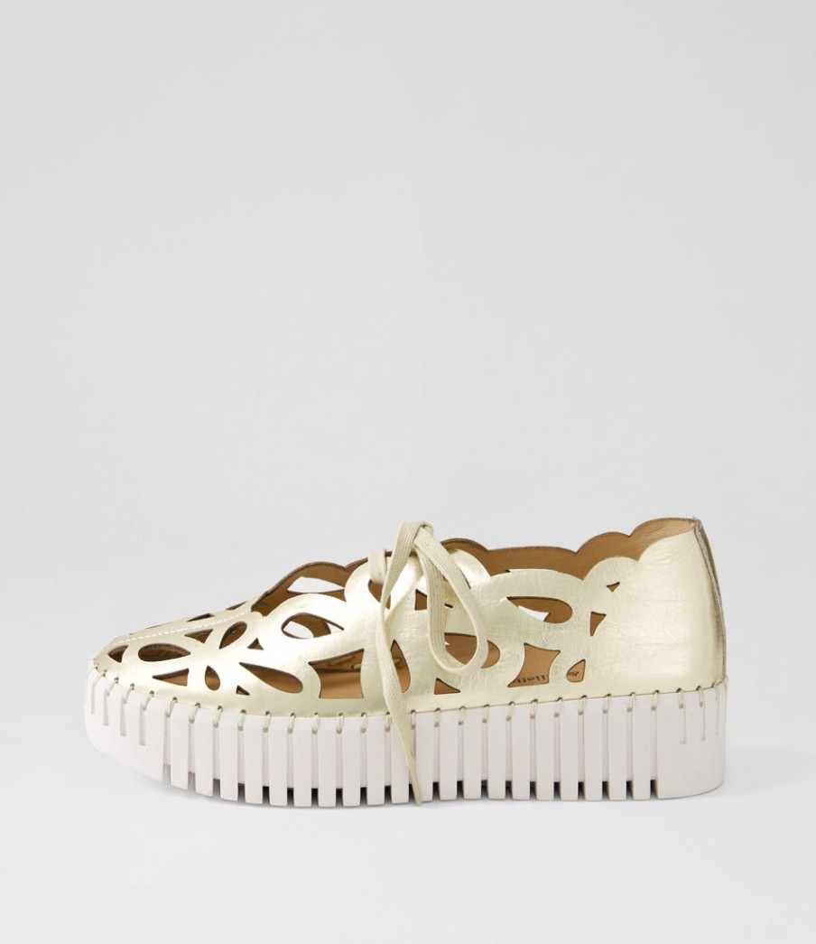 DJANGO & JULIETTE Bello Pale Gold Crush Leather Sneakers | Sneakers