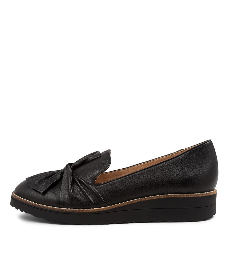 TOP END Oclem Lrg Black Leather | Loafers