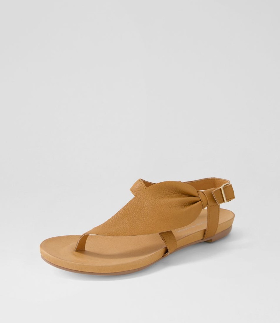 DJANGO & JULIETTE Jojos Dark Tan Leather Sandals | Flats