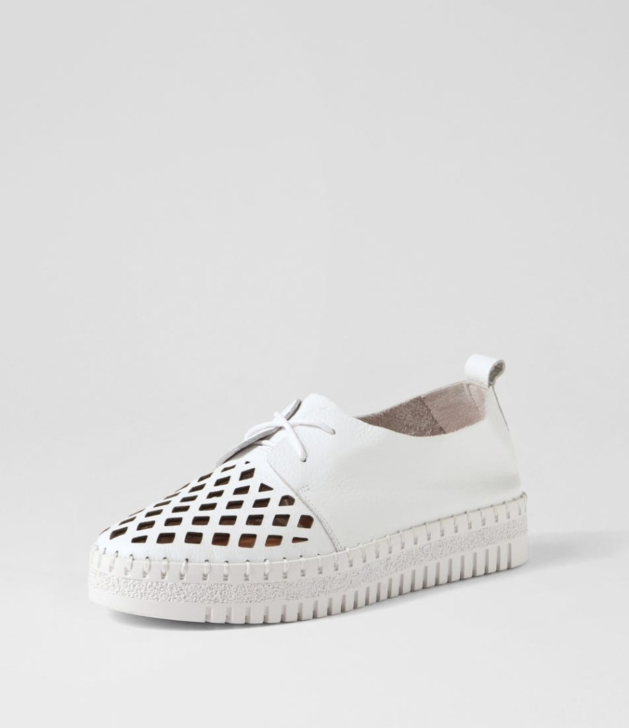 DJANGO & JULIETTE Mosi White Leather Sneakers | Sneakers