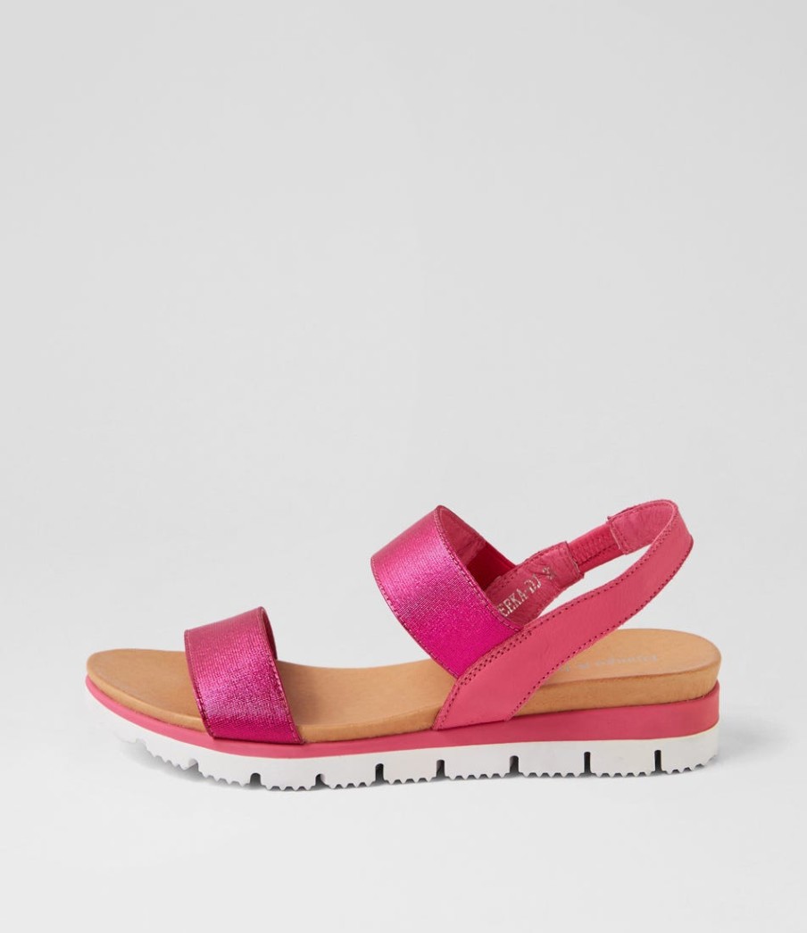 DJANGO & JULIETTE Leeka Fuchsia Shine Elastic Leather Sandals | Wedges