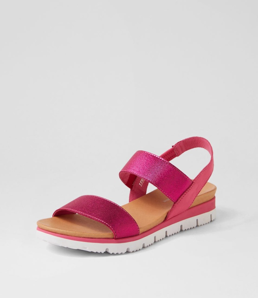 DJANGO & JULIETTE Leeka Fuchsia Shine Elastic Leather Sandals | Wedges