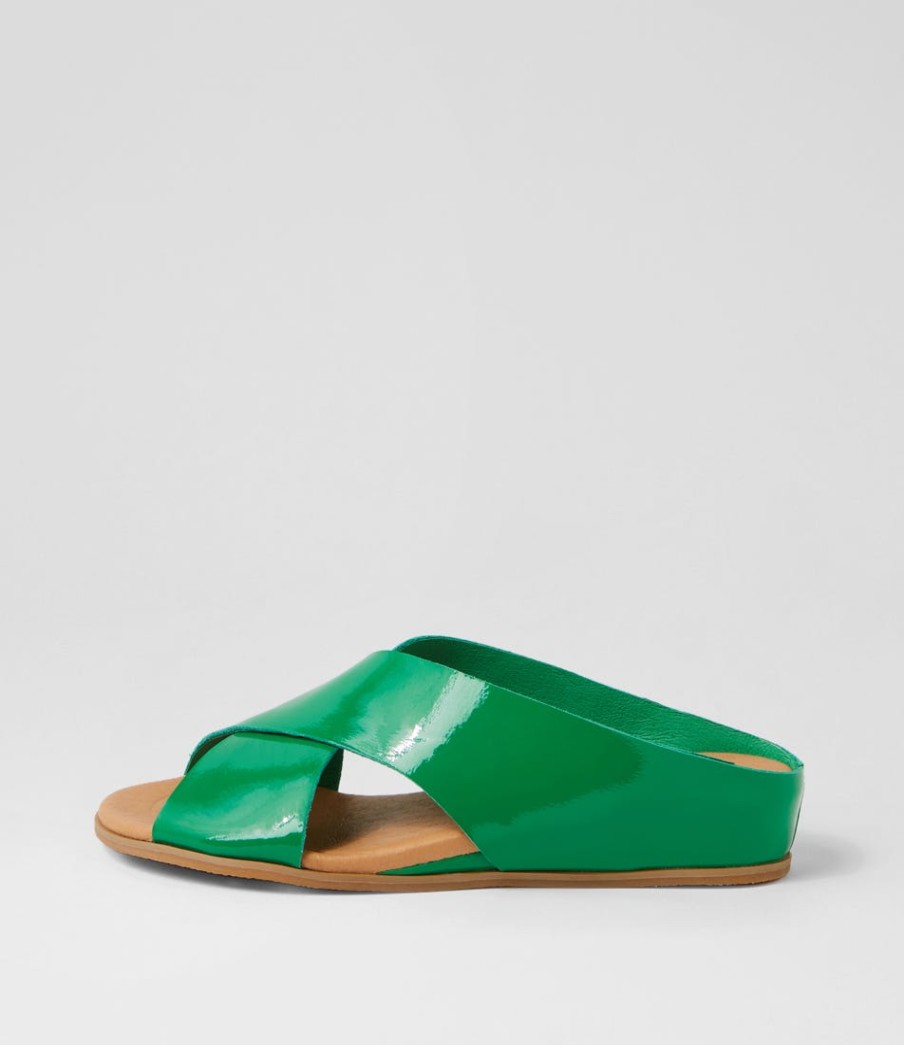 DJANGO & JULIETTE Harli Emerald Patent Leather Slides | Wedges