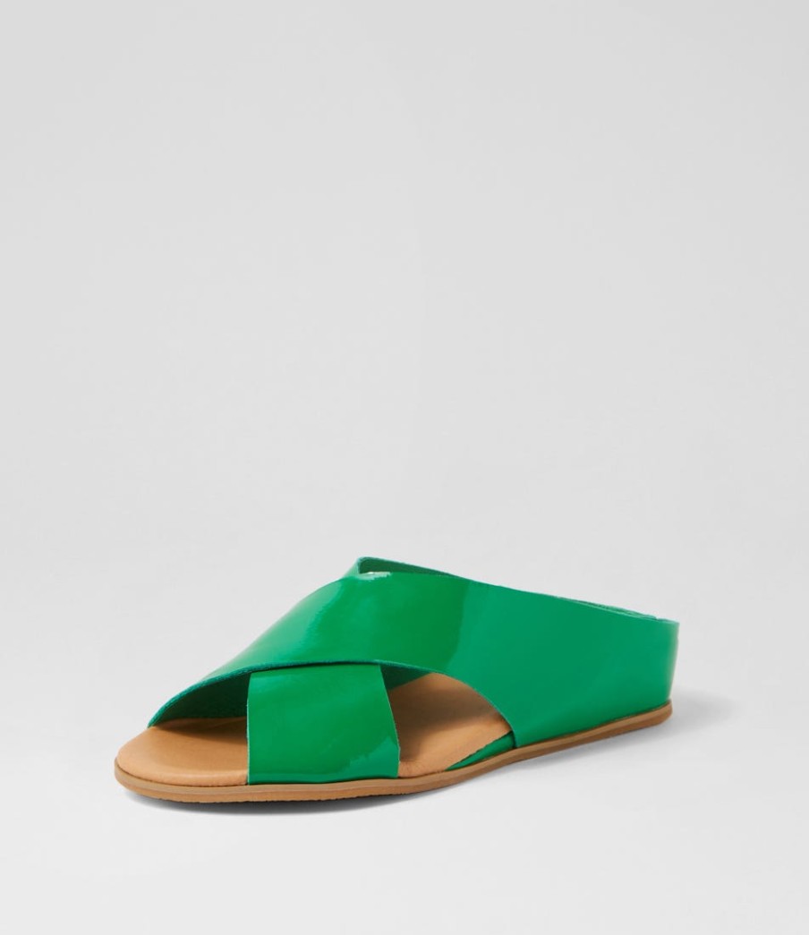 DJANGO & JULIETTE Harli Emerald Patent Leather Slides | Wedges