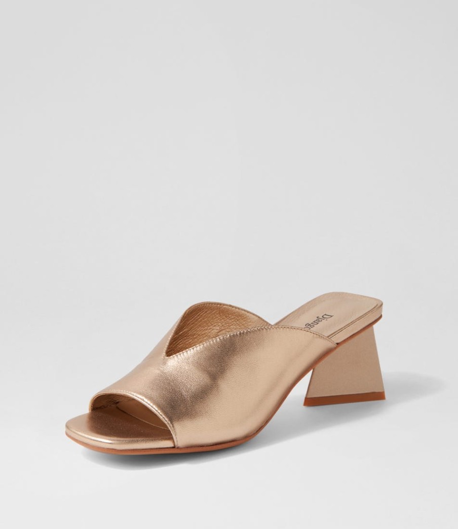 DJANGO & JULIETTE Inkley Champagne Leather Sandals | Heels